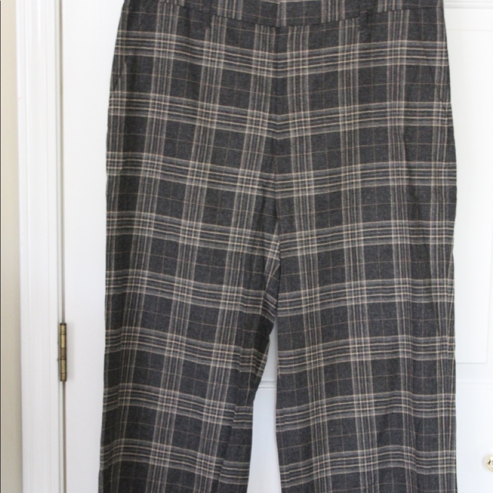 Plaid High Rise Wide Leg Pants - Picture 4 of 8